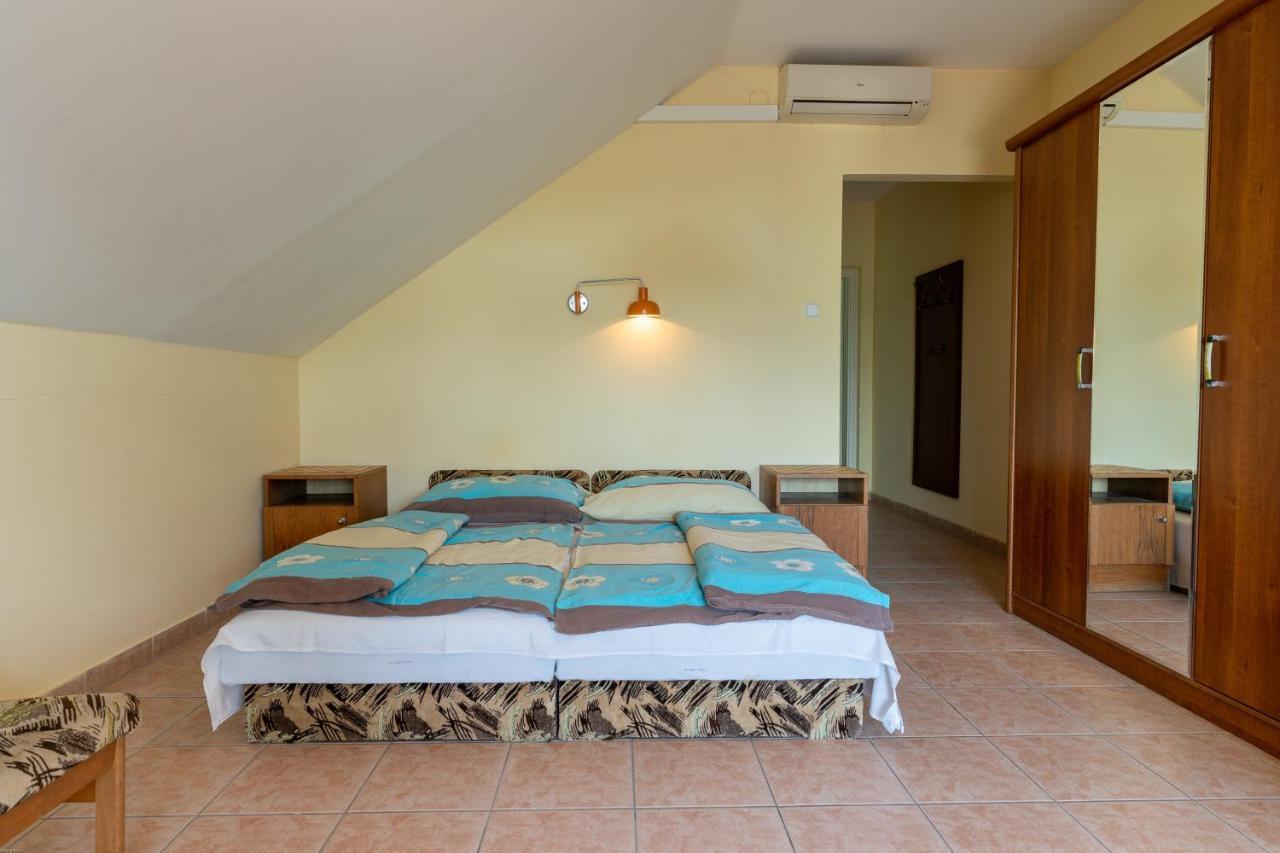 Bed and Breakfast Izabella Panzio Hajdúszoboszló Exteriér fotografie
