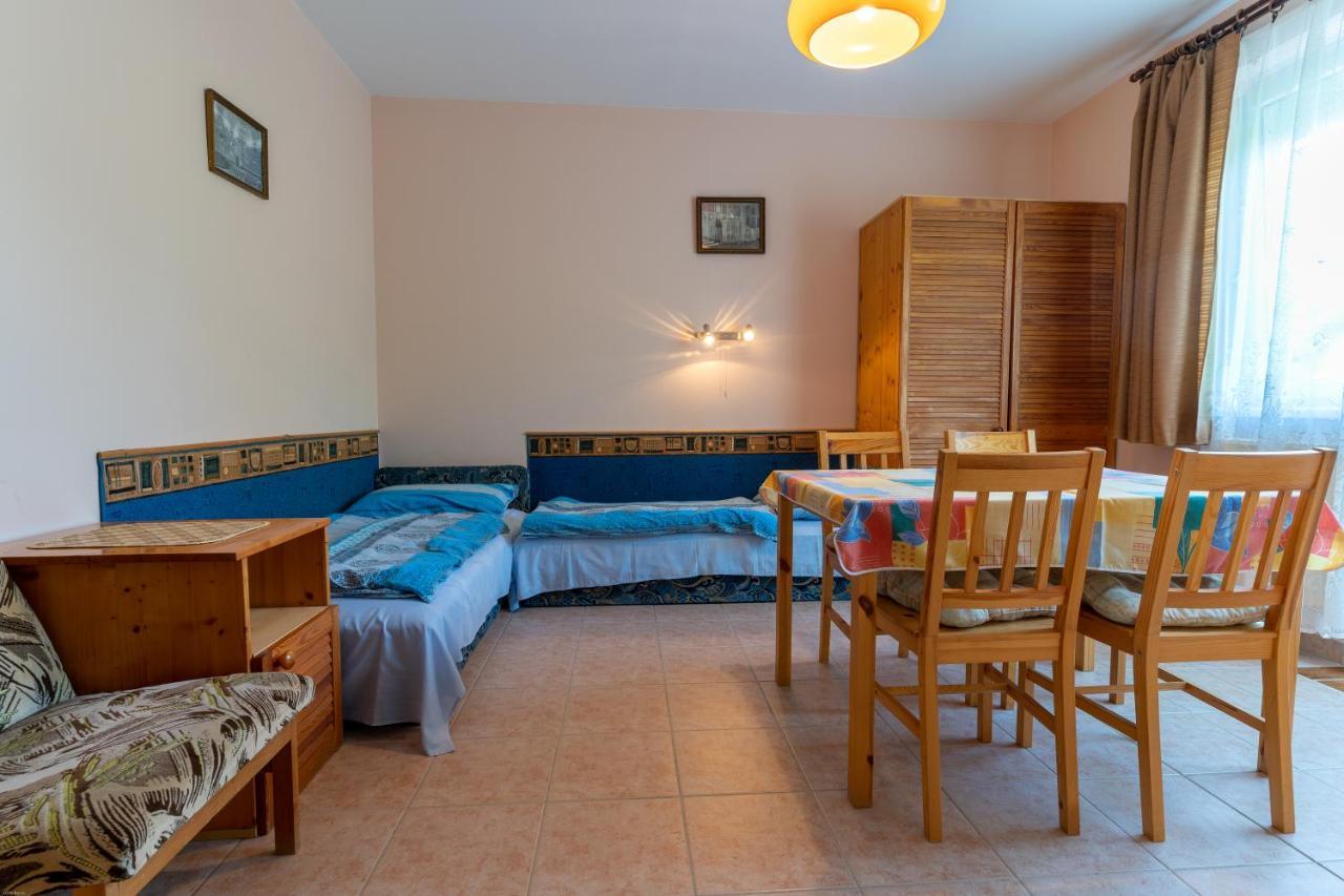 Bed and Breakfast Izabella Panzio Hajdúszoboszló Exteriér fotografie